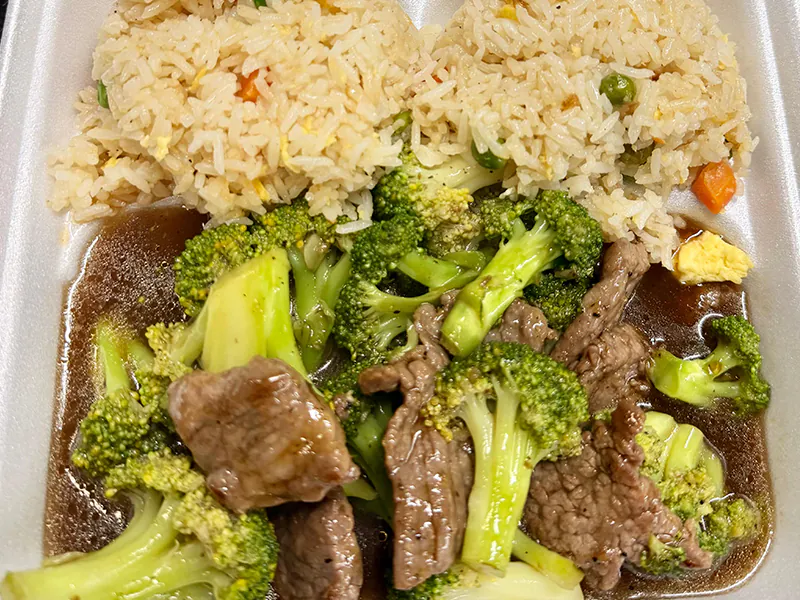 Tender beef & crisp broccoli in savory brown sauce at Han Palace, an Asian Restaurant in Luling